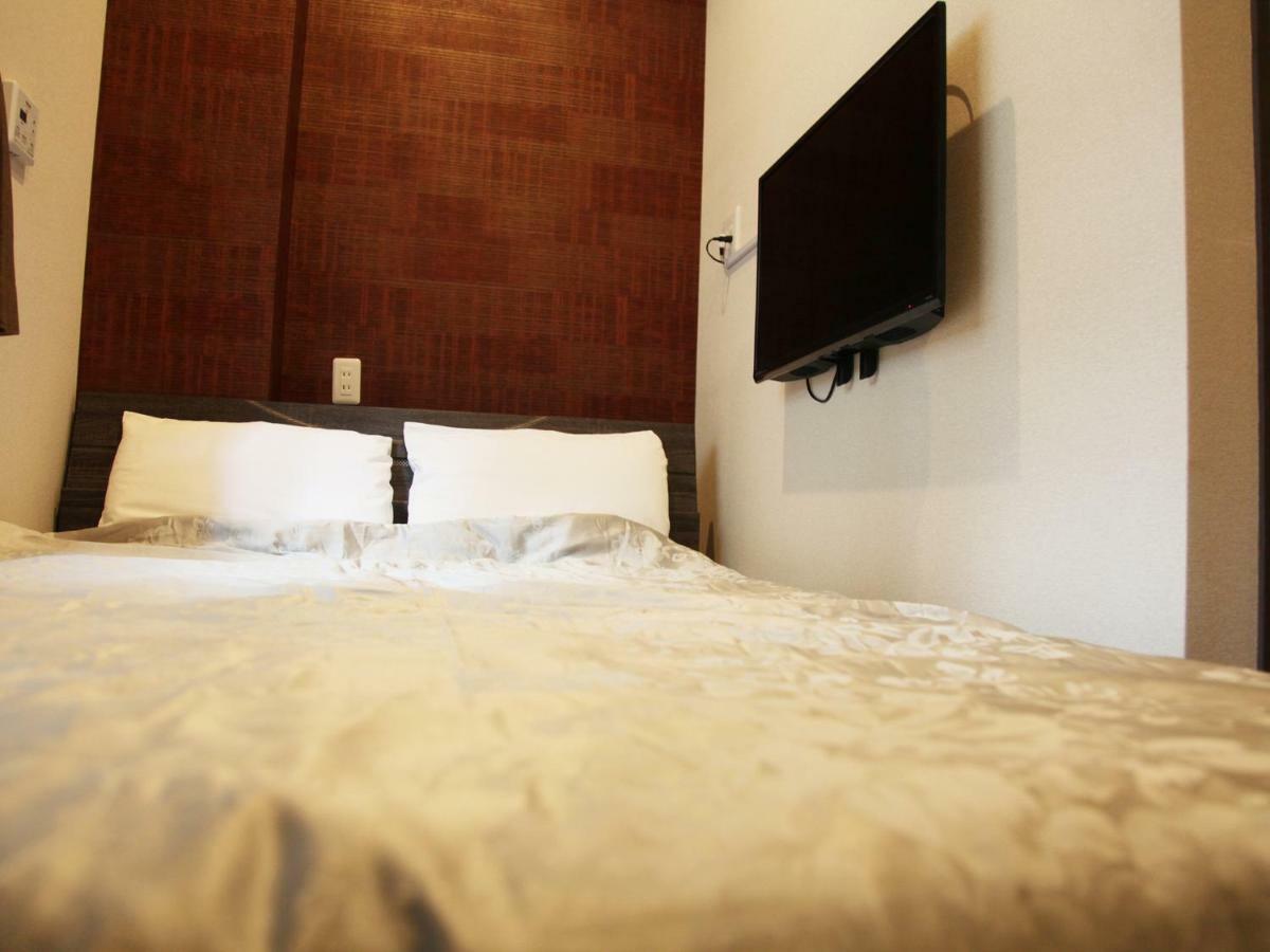 Okinawa City Hotel Buitenkant foto