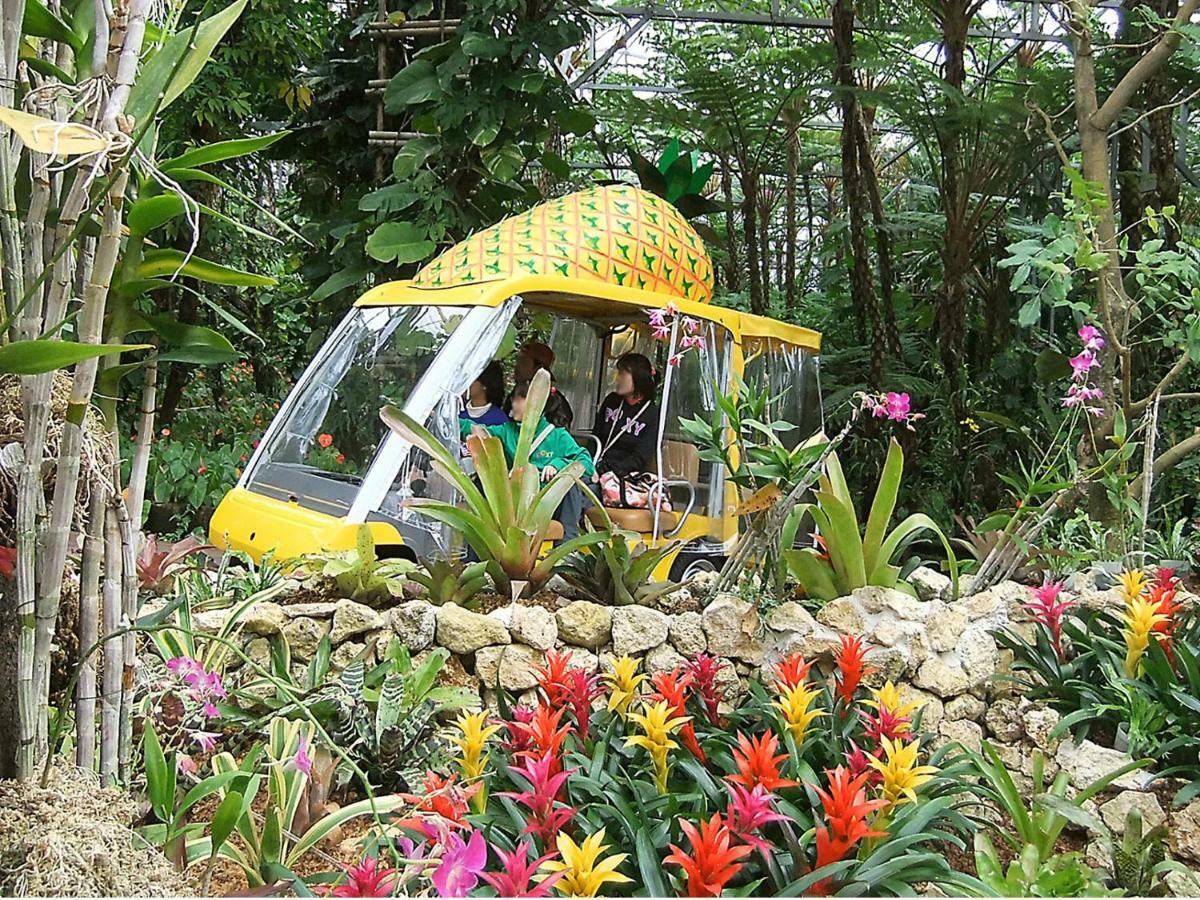 Okinawa City Hotel Buitenkant foto