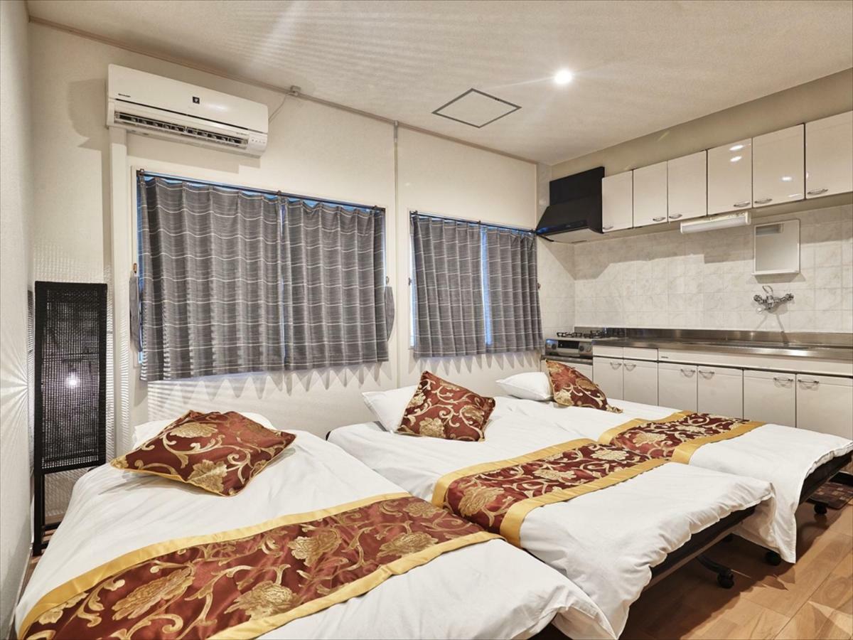 Okinawa City Hotel Buitenkant foto